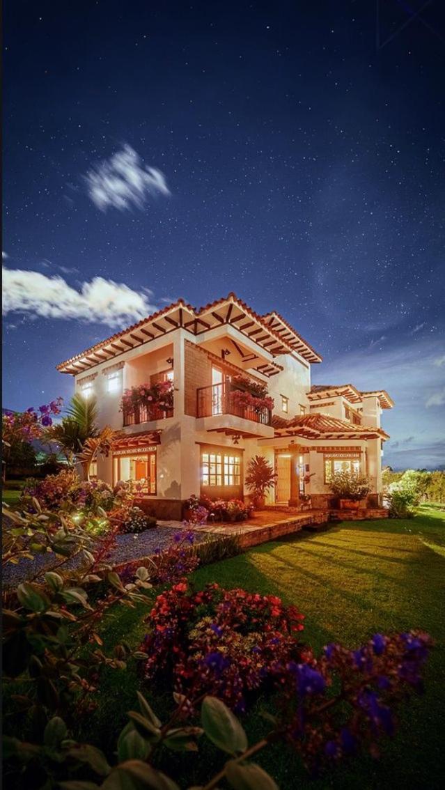 Casa De Las Flores فيلا دي ليفا المظهر الخارجي الصورة